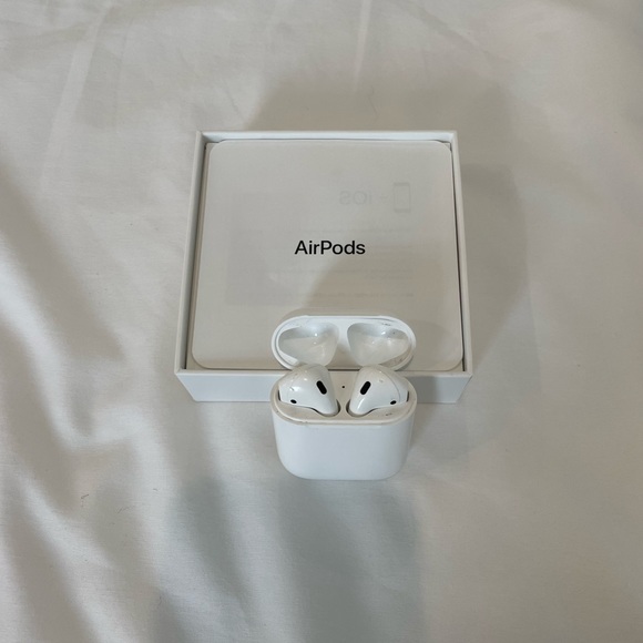 Airpods with Charging Case